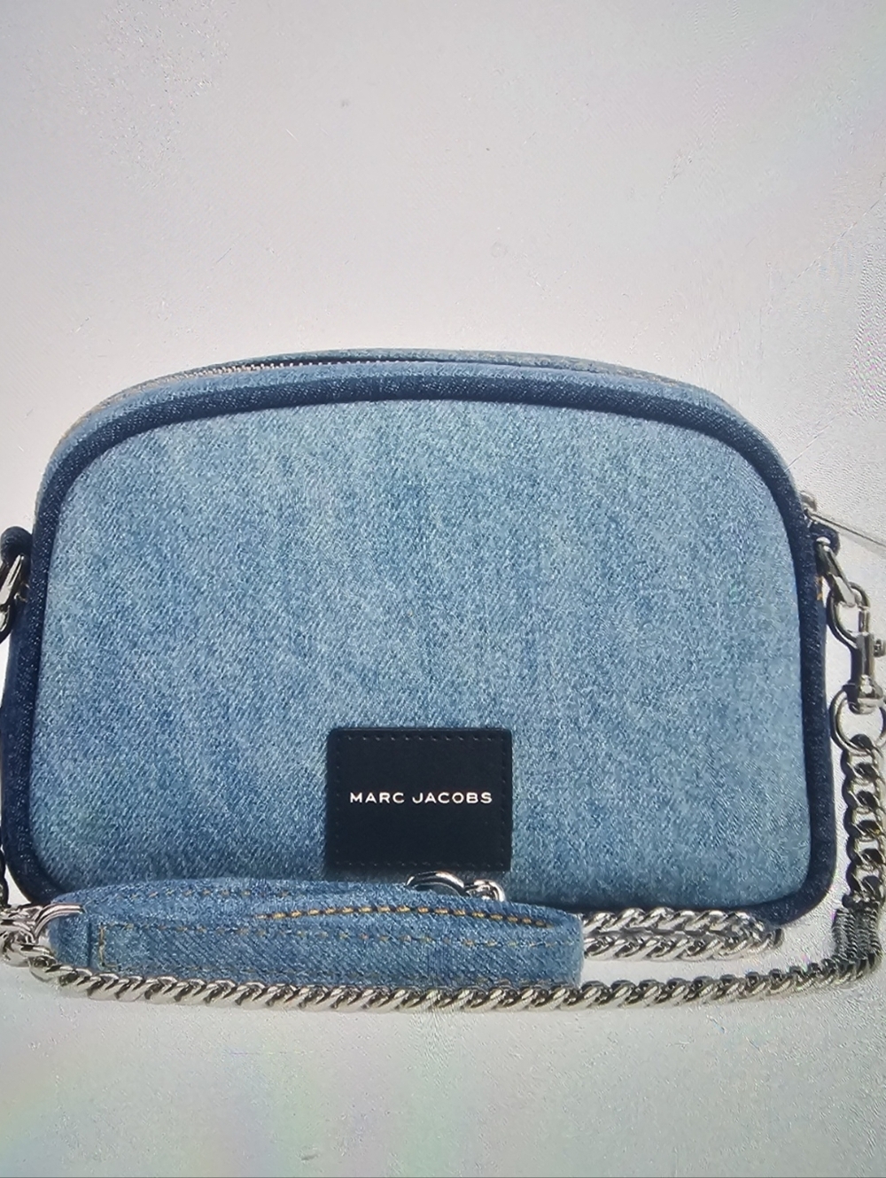 Marc Jacobs Two-Tone Denim Crossbody Camera Bag in Light Blue - Picture 2 of 7